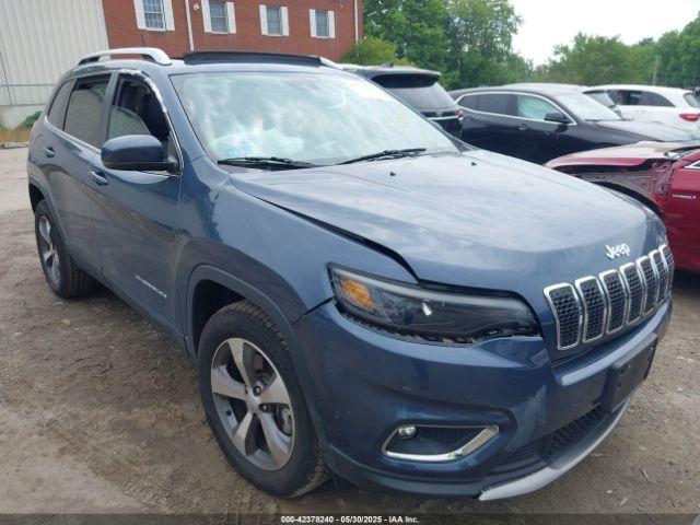  Salvage Jeep Cherokee