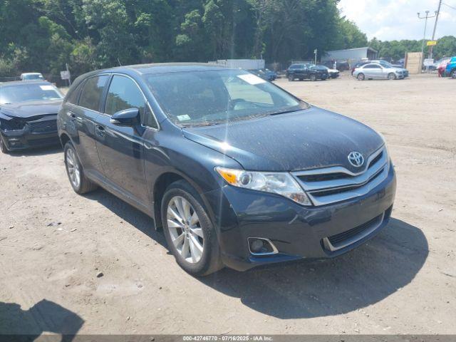  Salvage Toyota Venza