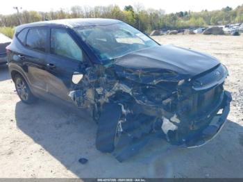  Salvage Kia Seltos
