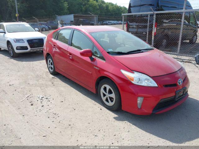  Salvage Toyota Prius