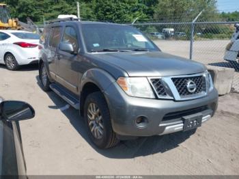  Salvage Nissan Pathfinder