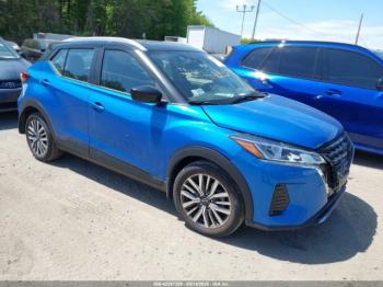  Salvage Nissan Kicks