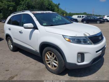  Salvage Kia Sorento