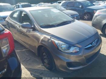  Salvage Hyundai ACCENT