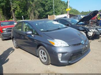  Salvage Toyota Prius