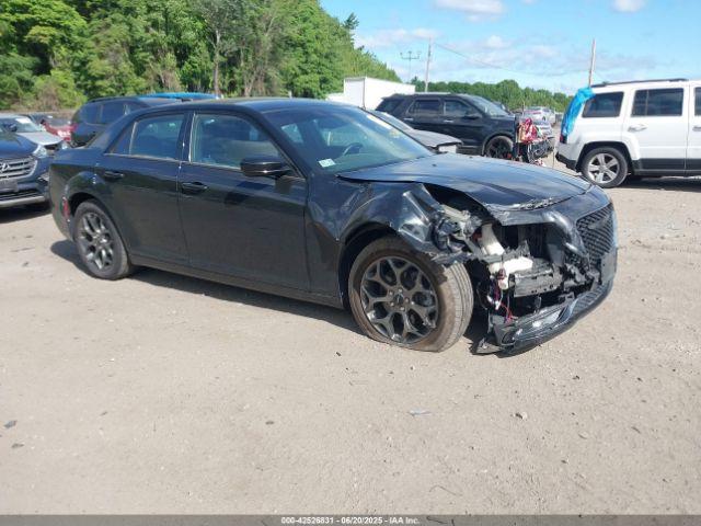  Salvage Chrysler 300