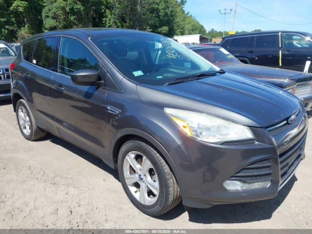  Salvage Ford Escape