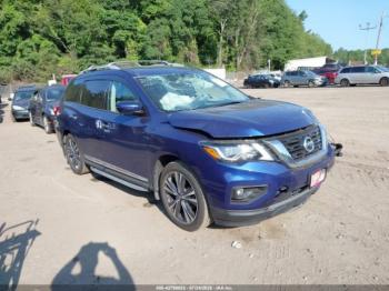  Salvage Nissan Pathfinder