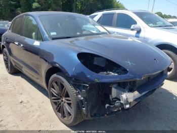  Salvage Porsche Macan