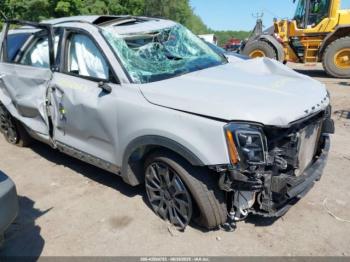  Salvage Kia Telluride