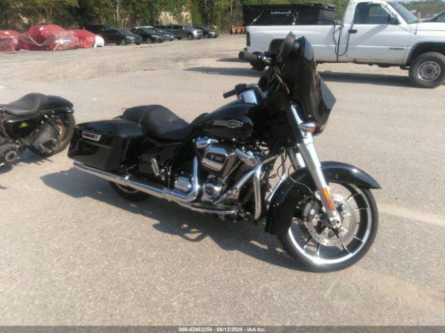  Salvage Harley-Davidson Flhx
