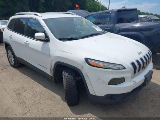  Salvage Jeep Cherokee
