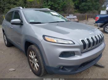  Salvage Jeep Cherokee