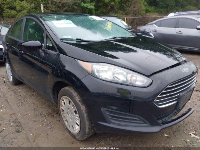  Salvage Ford Fiesta
