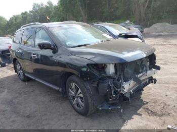  Salvage Nissan Pathfinder
