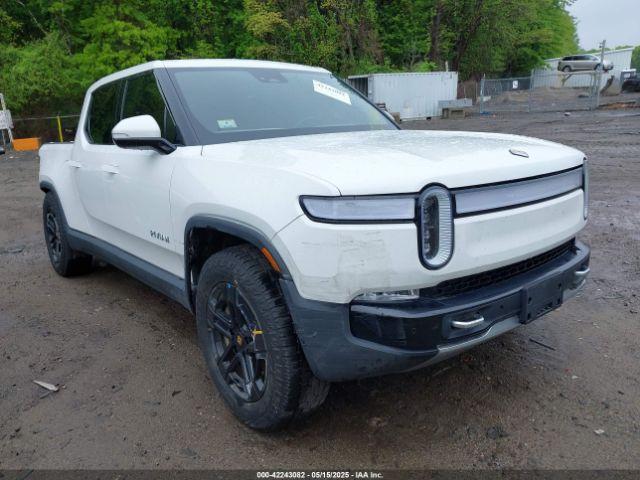  Salvage Rivian R1T