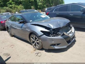  Salvage Nissan Maxima