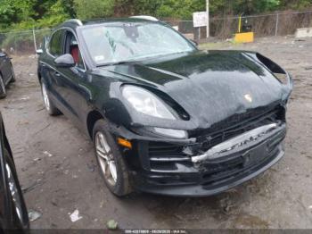  Salvage Porsche Macan