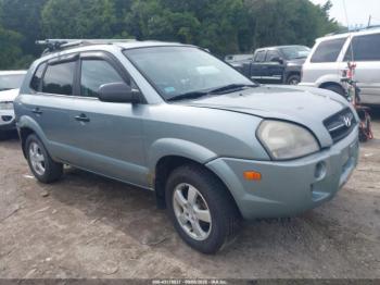  Salvage Hyundai TUCSON