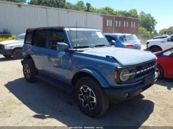  Salvage Ford Bronco
