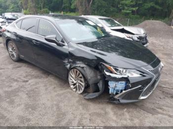  Salvage Lexus Es