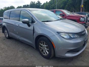  Salvage Chrysler Pacifica