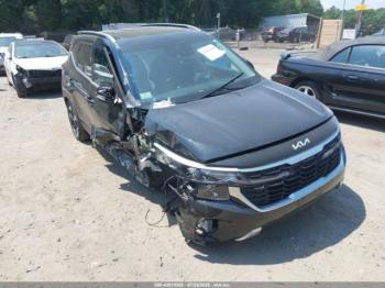  Salvage Kia Seltos