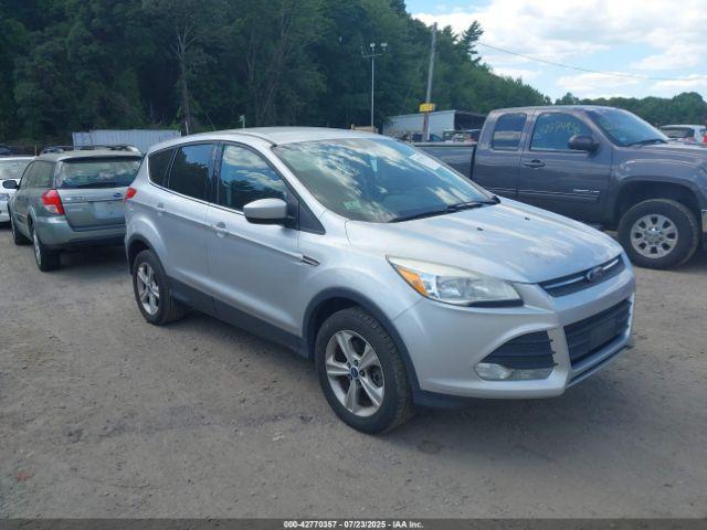  Salvage Ford Escape