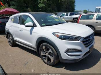  Salvage Hyundai TUCSON