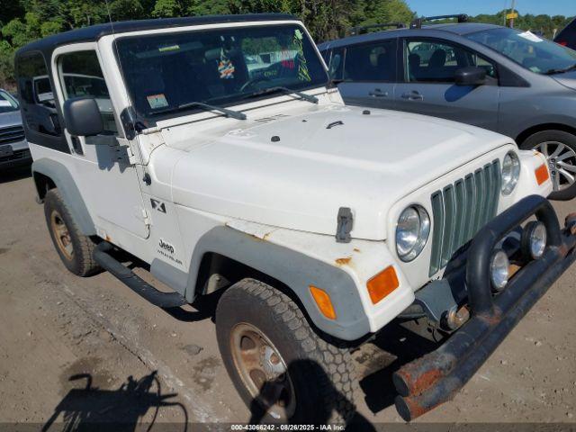  Salvage Jeep Wrangler