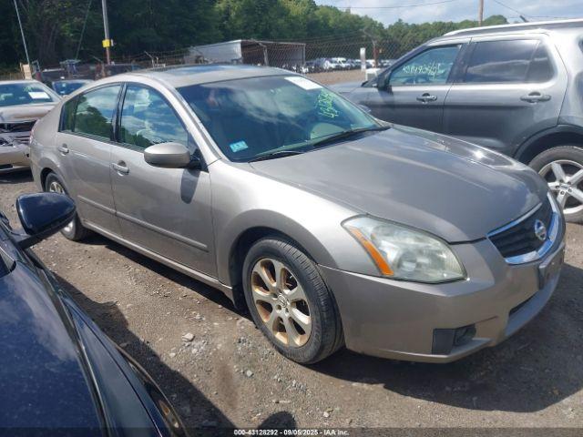  Salvage Nissan Maxima