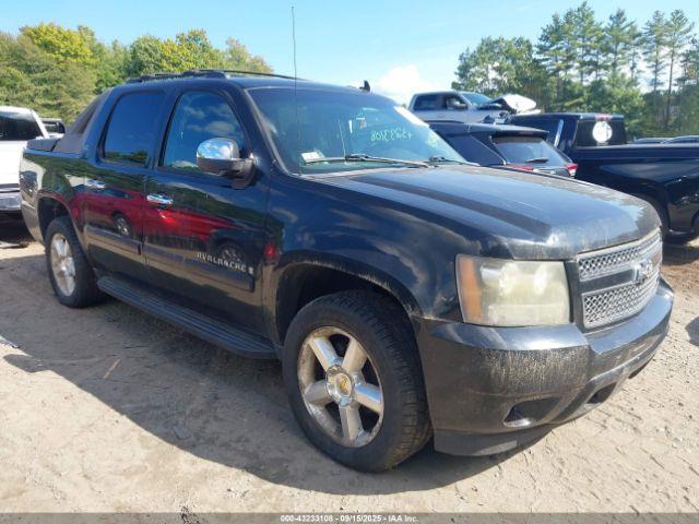  Salvage Chevrolet Avalanche 1500