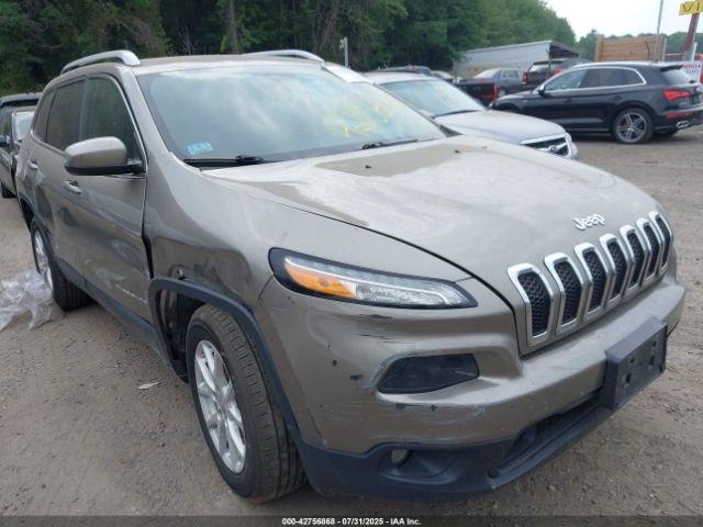  Salvage Jeep Cherokee