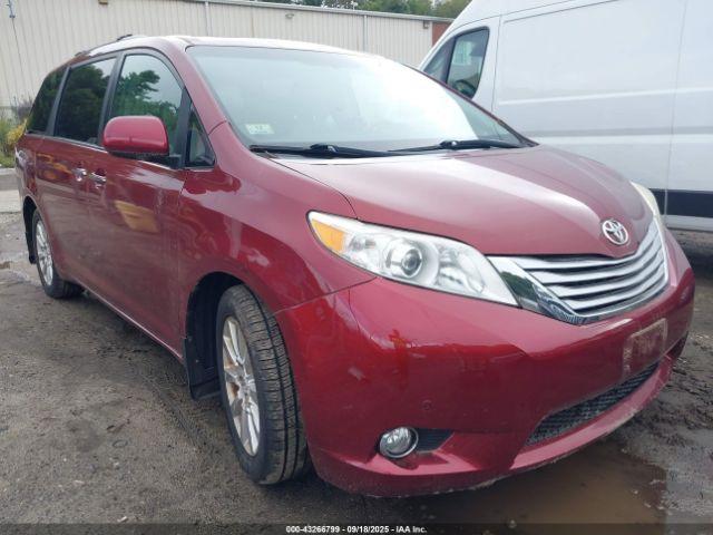  Salvage Toyota Sienna