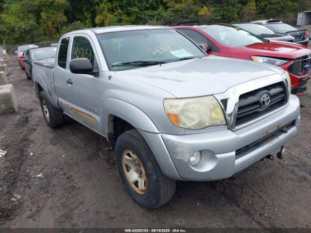  Salvage Toyota Tacoma