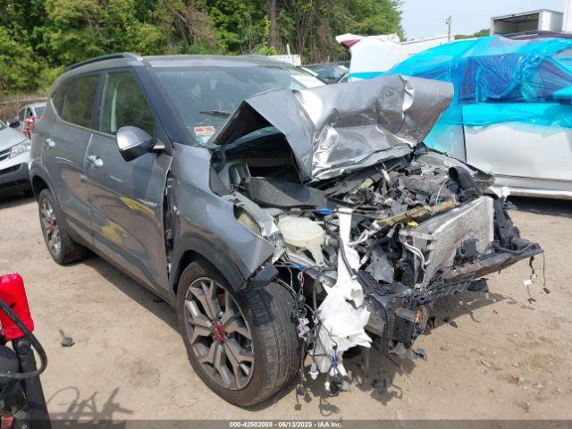  Salvage Kia Seltos