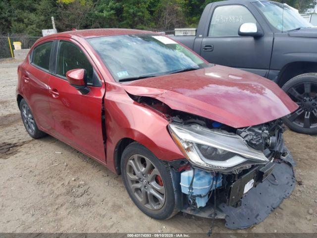  Salvage Toyota Yaris