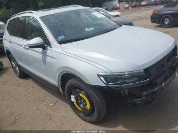  Salvage Volkswagen Tiguan