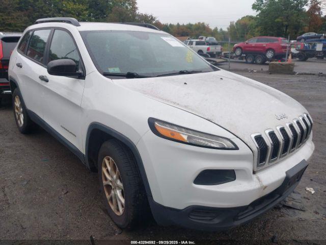  Salvage Jeep Cherokee
