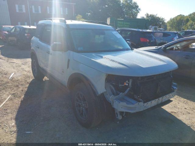  Salvage Ford Bronco