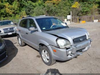  Salvage Hyundai TUCSON