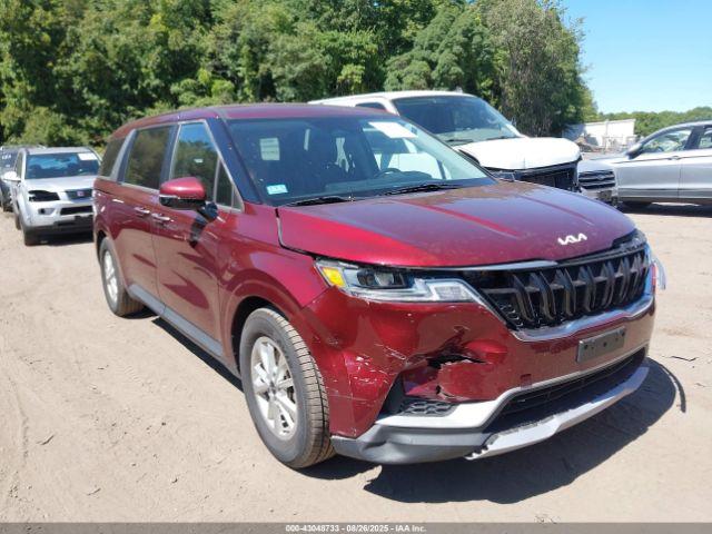  Salvage Kia Carnival