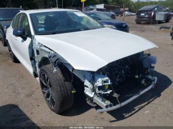 Salvage Volvo S60