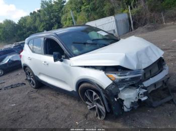  Salvage Volvo XC40