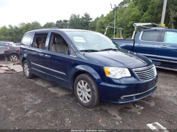  Salvage Chrysler Town & Country