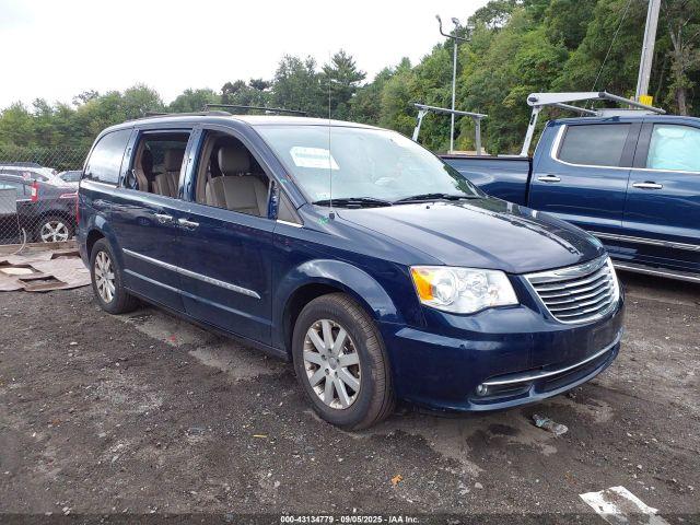  Salvage Chrysler Town & Country