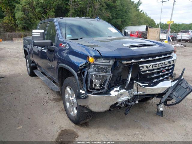  Salvage Chevrolet Silverado 2500