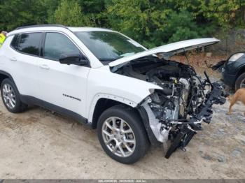  Salvage Jeep Compass