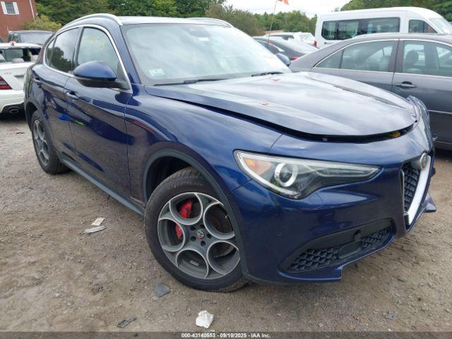  Salvage Alfa Romeo Stelvio