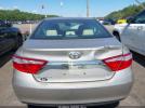 Toyota Camry Le Image 8